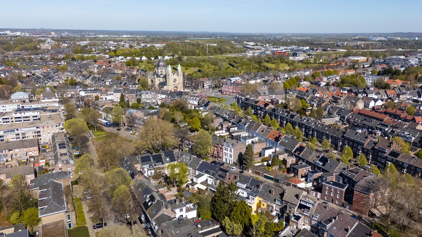 Photo 49 of Brandenburgerweg 12