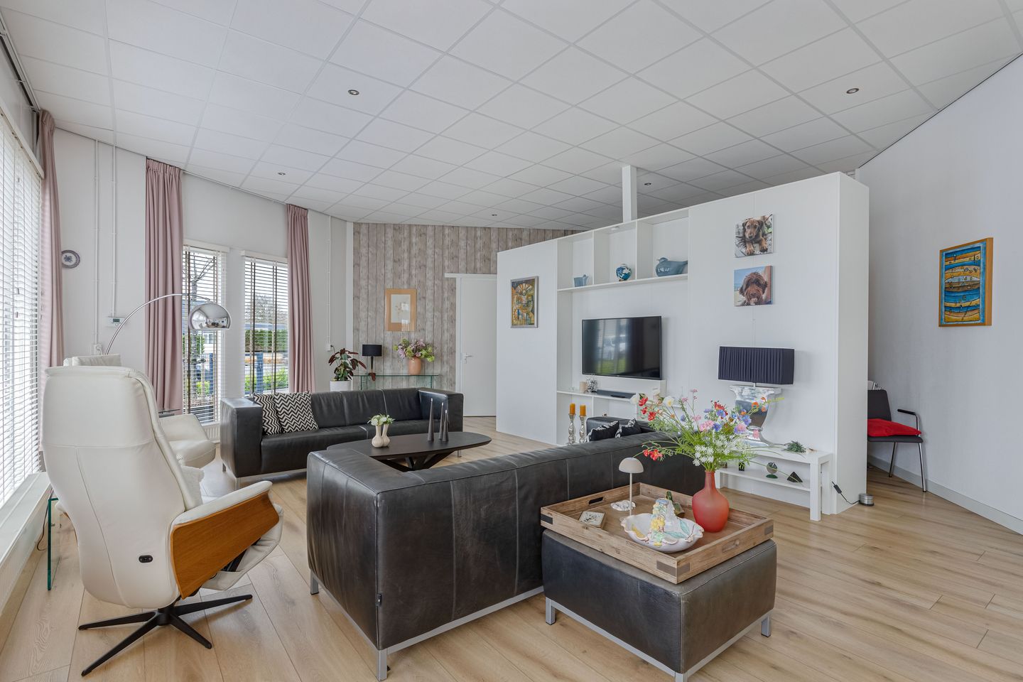 Photo 35 of Jol 11 30