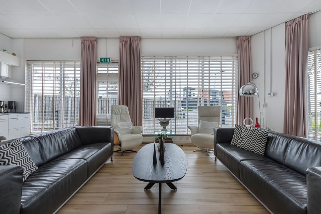 Photo 37 of Jol 11 30