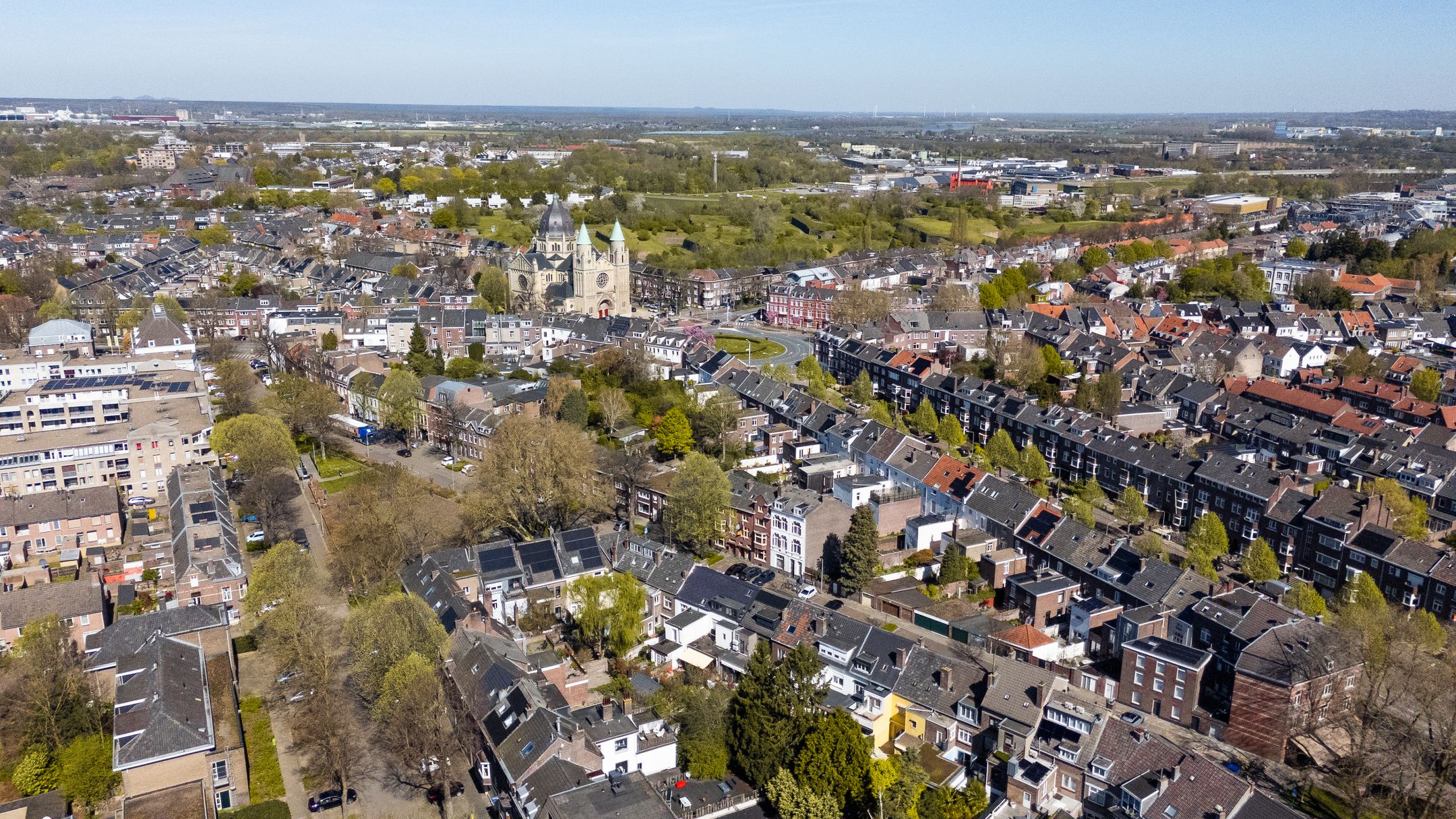 Photo 48 of Brandenburgerweg 12