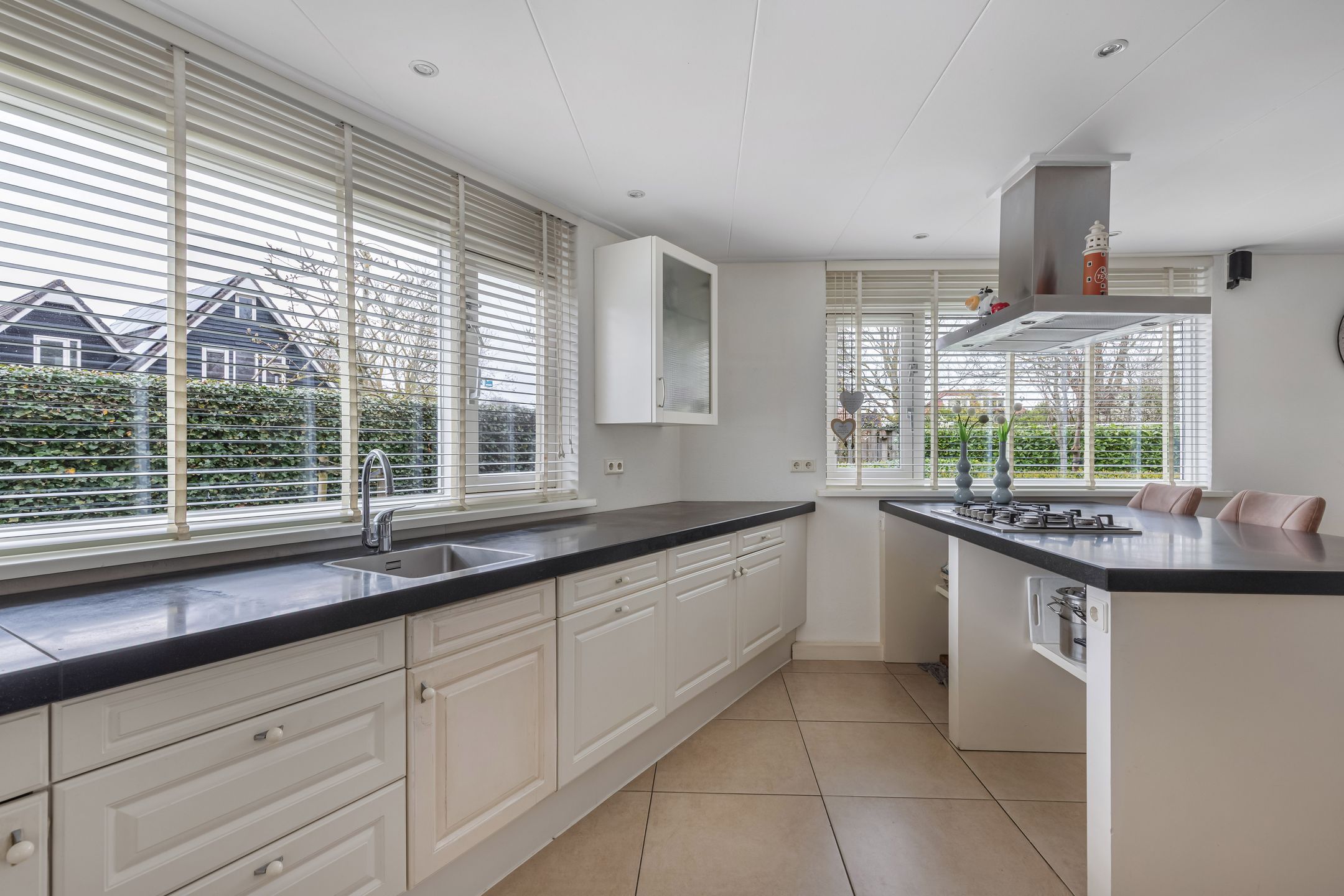 Photo 18 of Jol 11 30