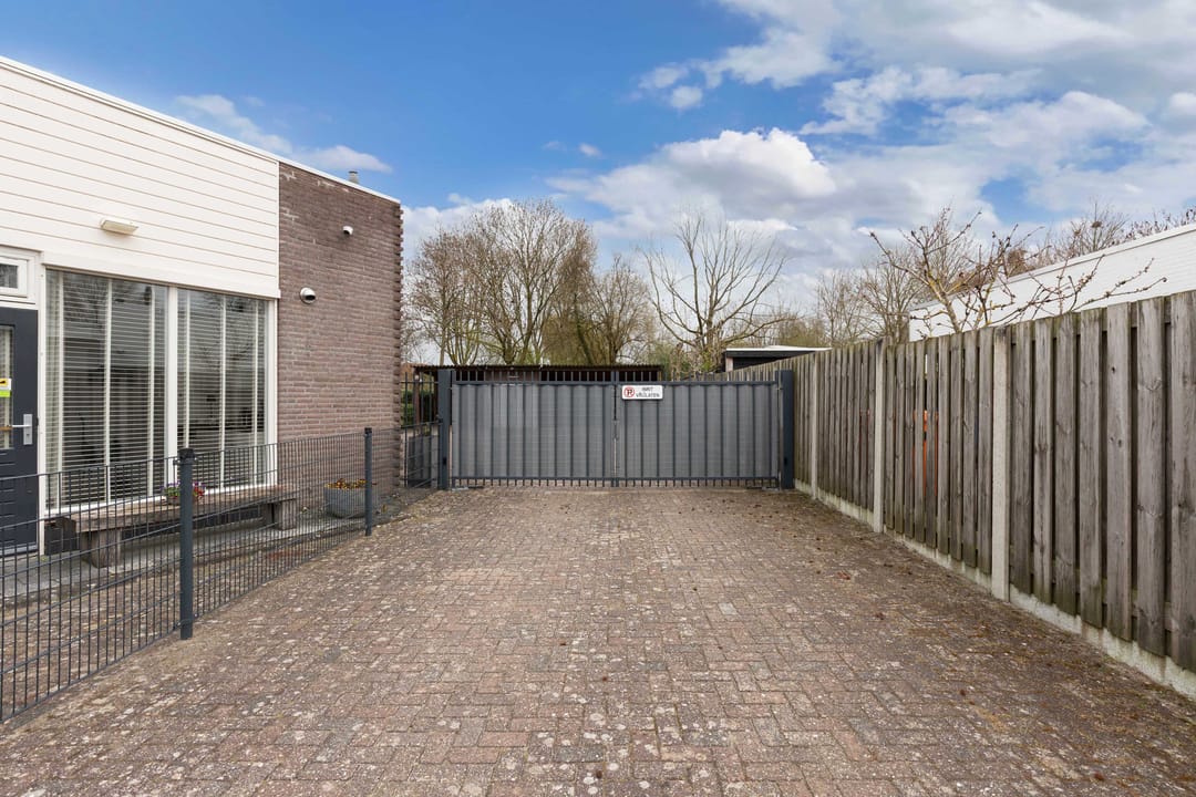 Photo 61 of Jol 11 30