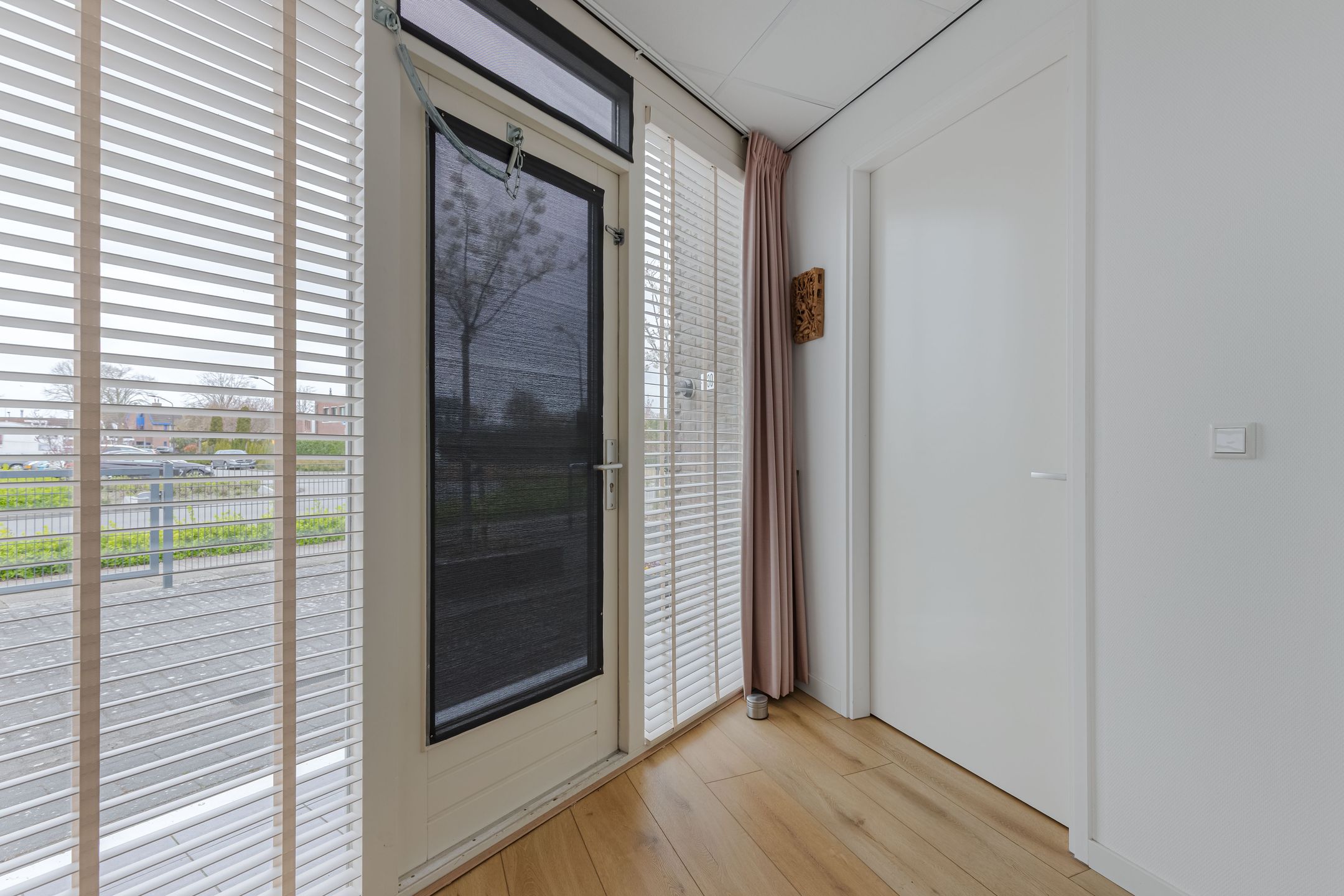 Photo 42 of Jol 11 30