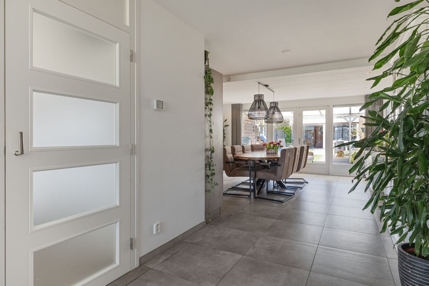 Spacious Semi-Detached Family Home in Popular Oud-Brouwhuis with Garden House — 12