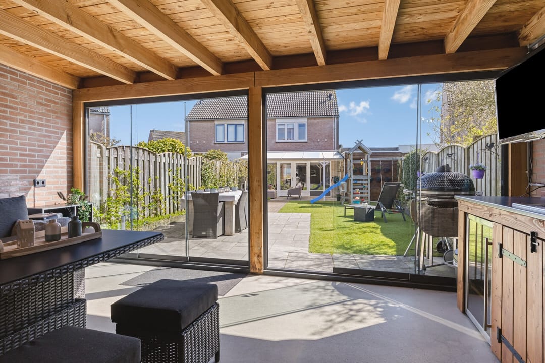 Spacious Semi-Detached Family Home in Popular Oud-Brouwhuis with Garden House — 41