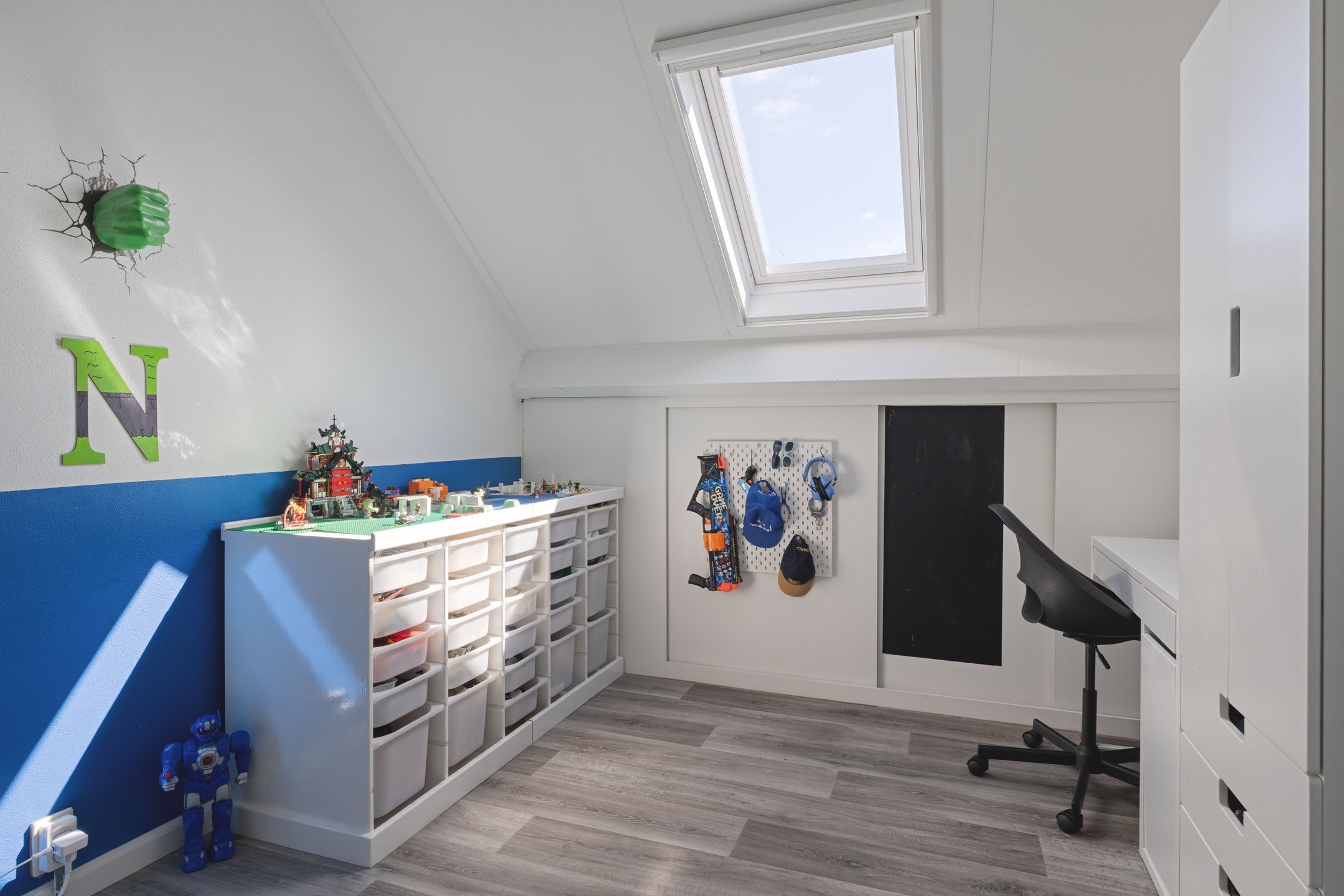 Spacious Semi-Detached Family Home in Popular Oud-Brouwhuis with Garden House — 34