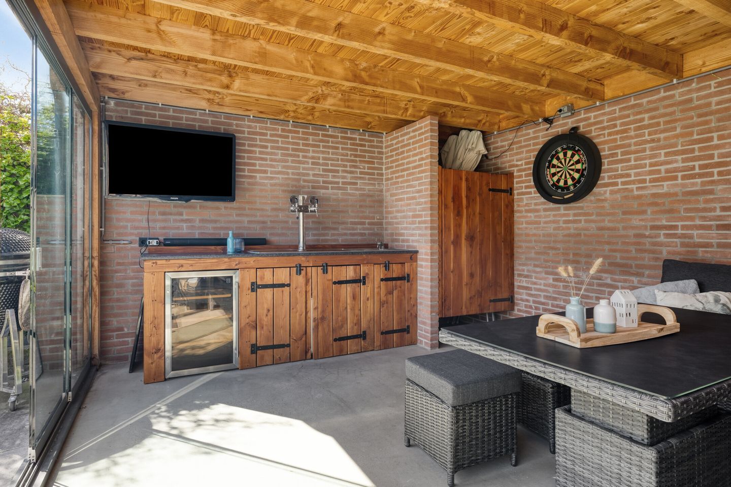 Spacious Semi-Detached Family Home in Popular Oud-Brouwhuis with Garden House — 42