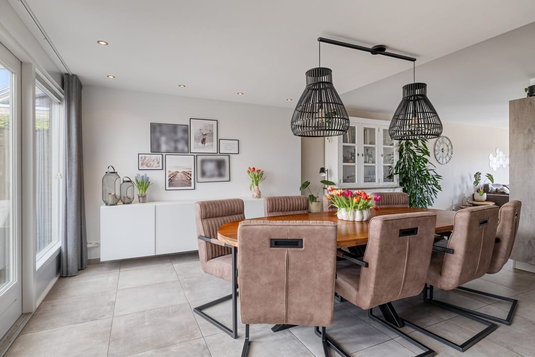 Spacious Semi-Detached Family Home in Popular Oud-Brouwhuis with Garden House — 15