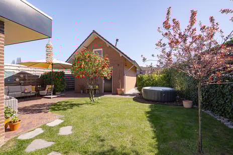 A gen Giezen 15 secondary image