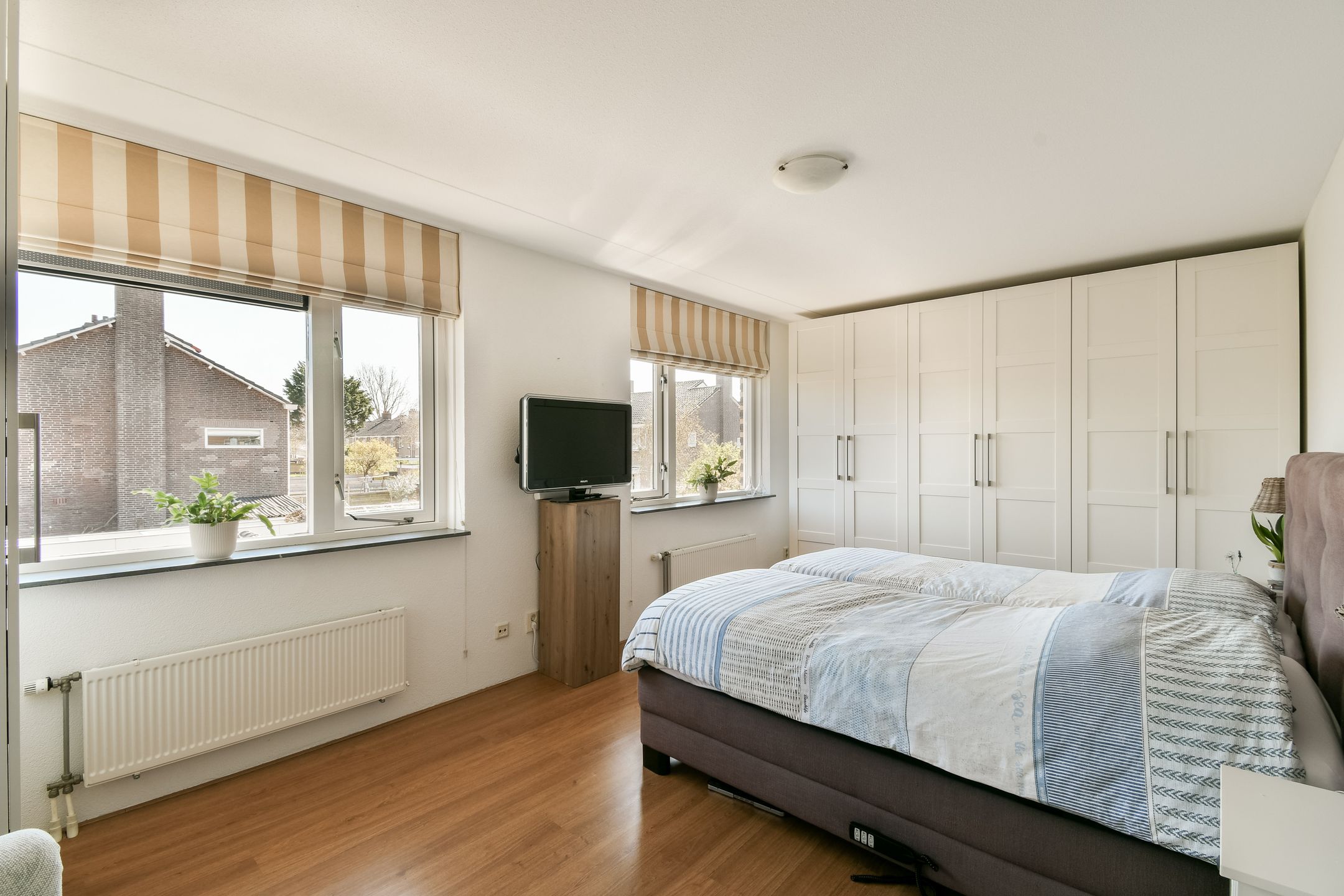 Spacious semi-detached family home with 5 bedrooms near dunes and beach in Zandvoort — 18