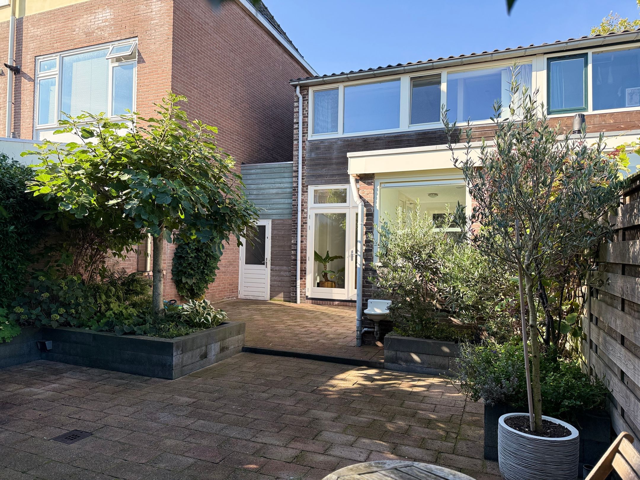 Charming semi-detached home with modern amenities in Haarlem — 27