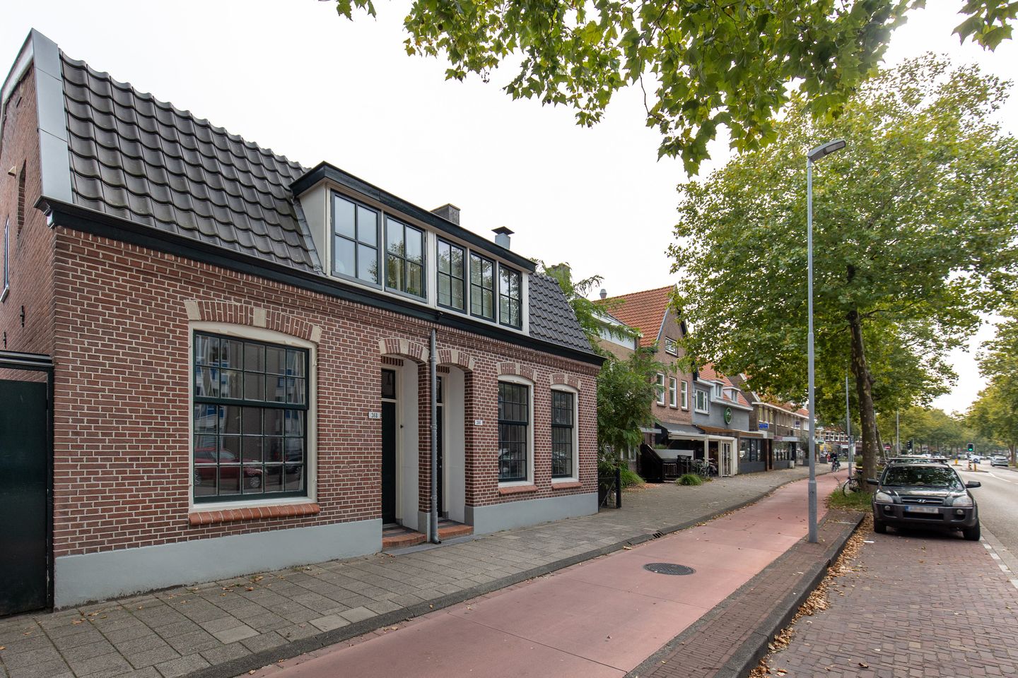 Charming semi-detached home with modern amenities in Haarlem — 40