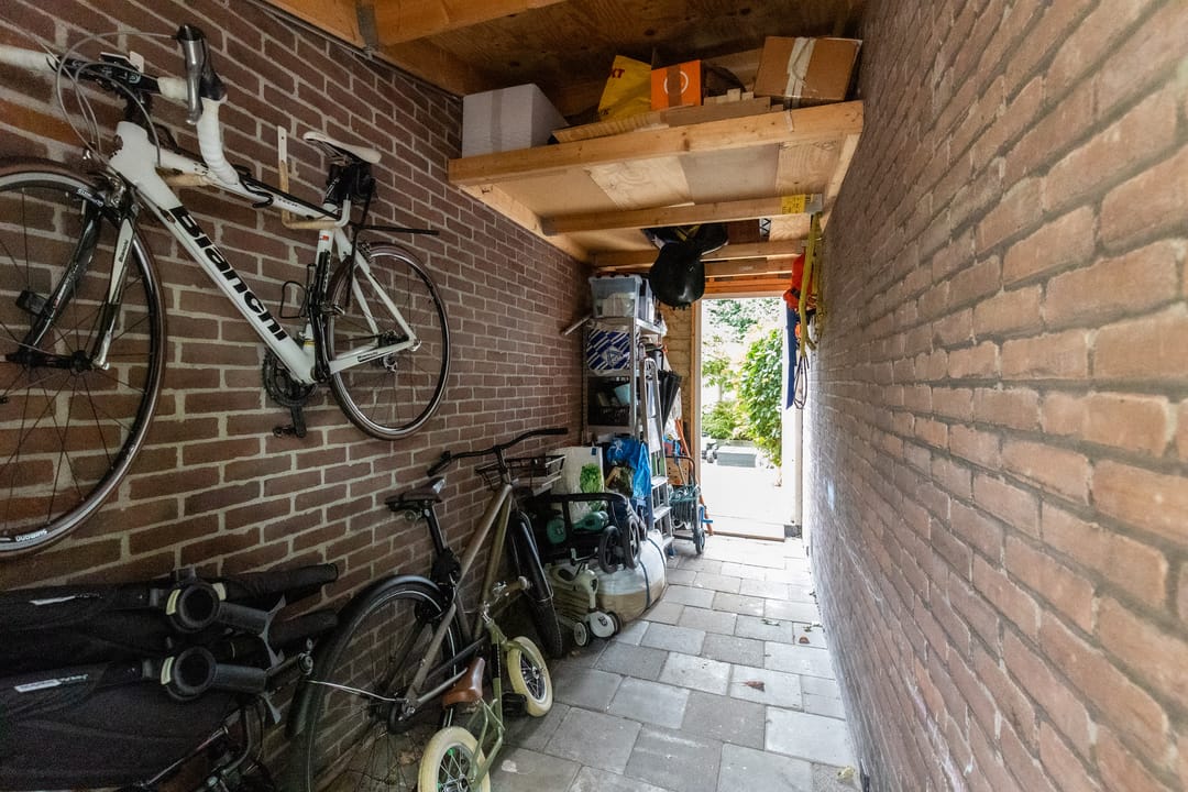 Charming semi-detached home with modern amenities in Haarlem — 38