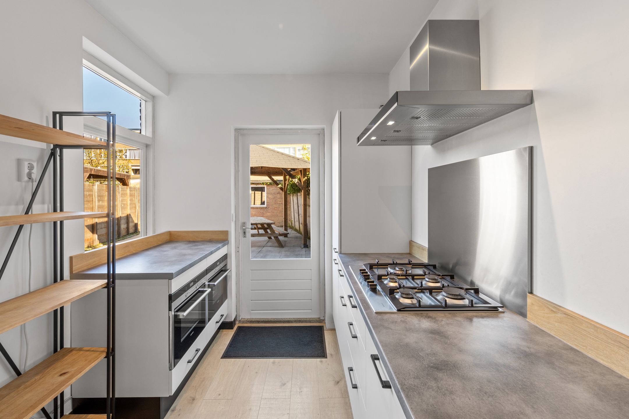 Photo 12 of Torenstraat 54