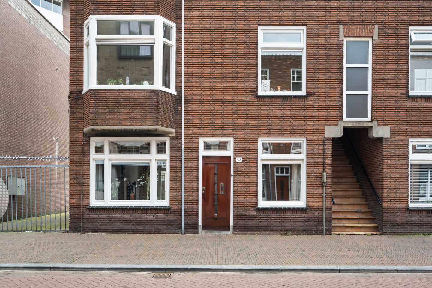 Foto 1 van Raamstraat 38
