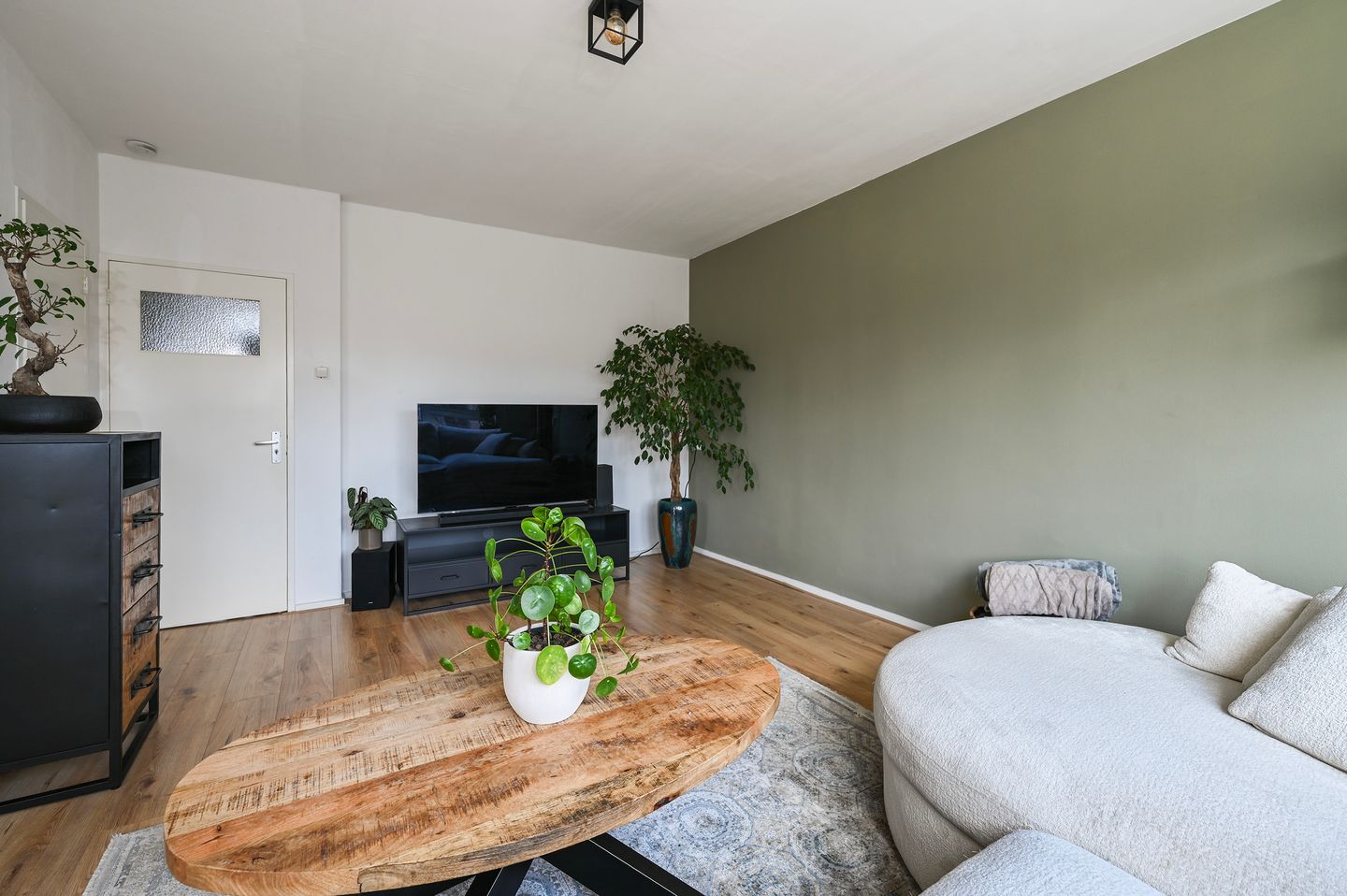 Photo 10 of Tulpstraat 9-F