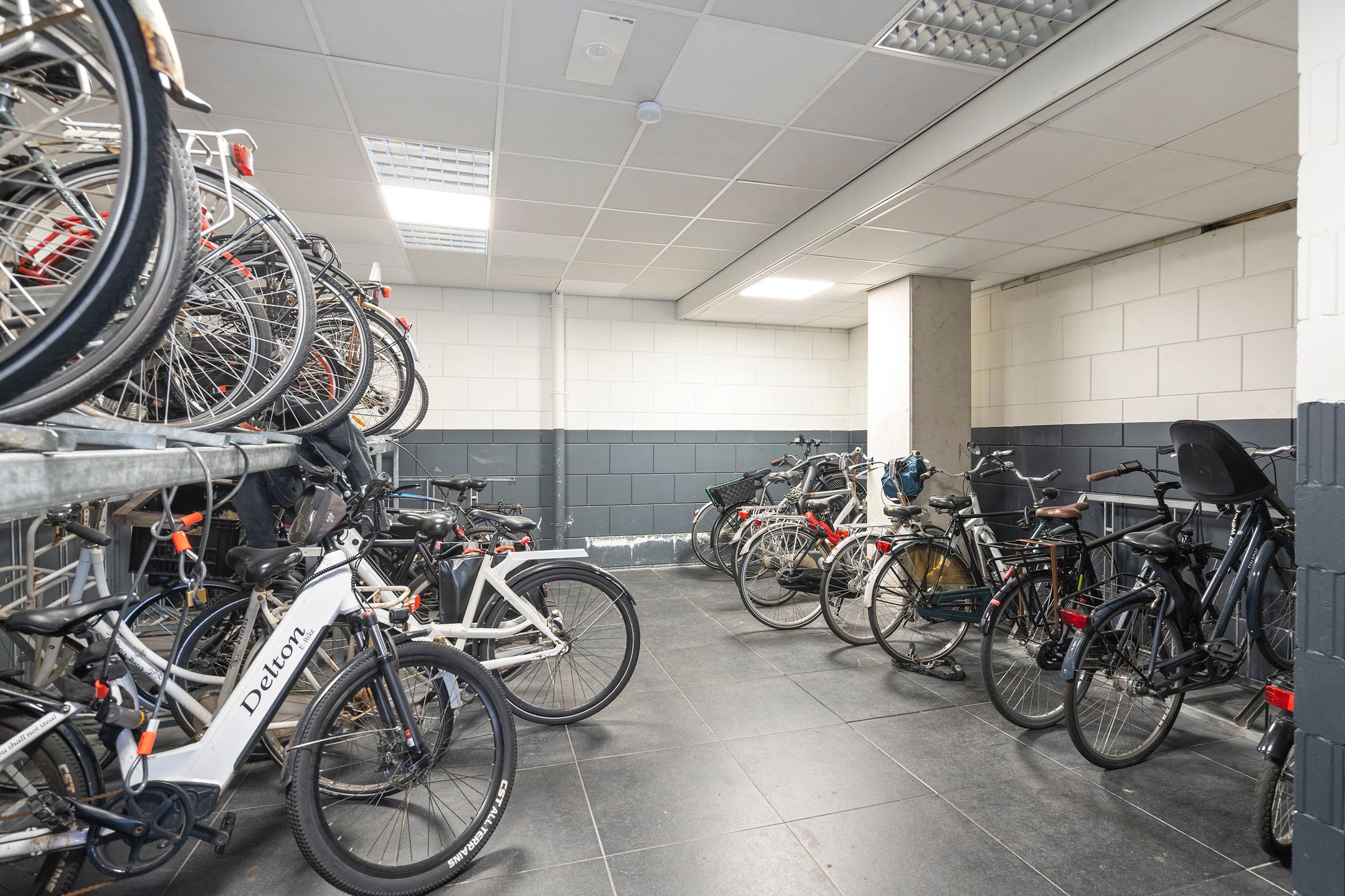 Foto 21 van Bijlmerdreef 1215