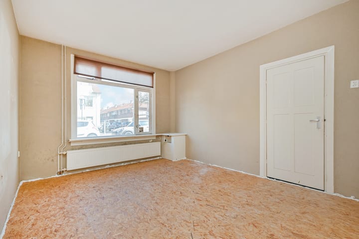 Tussenwoning te koop: Oranje Nassaustraat 17, Voorburg
