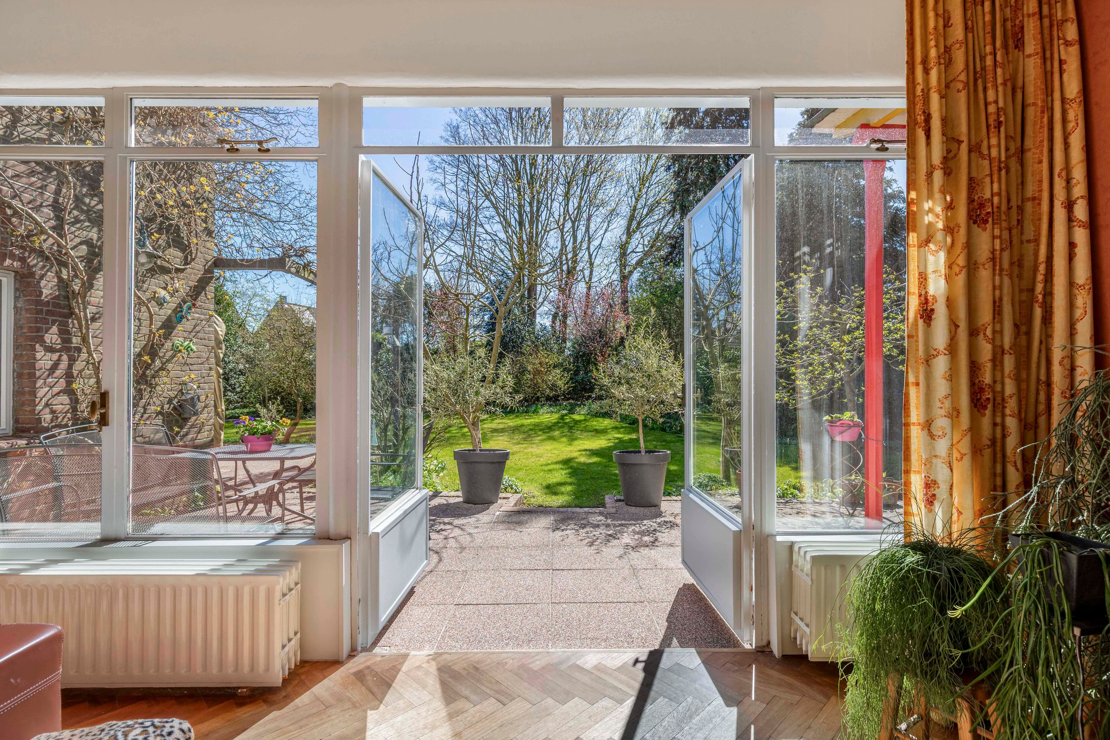 Stately Monumental Villa with Royal Garden in Drachten — 18
