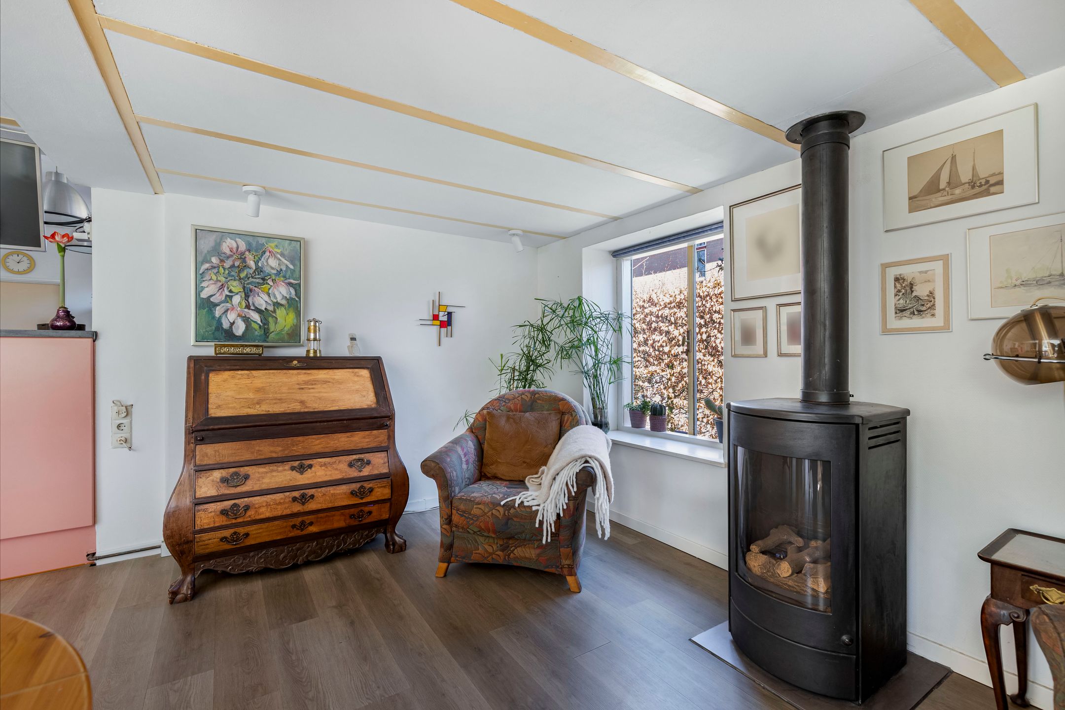 Stately Monumental Villa with Royal Garden in Drachten — 21