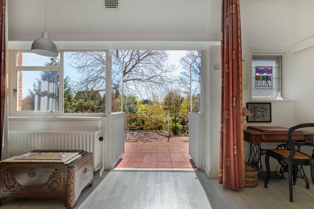 Stately Monumental Villa with Royal Garden in Drachten — 31