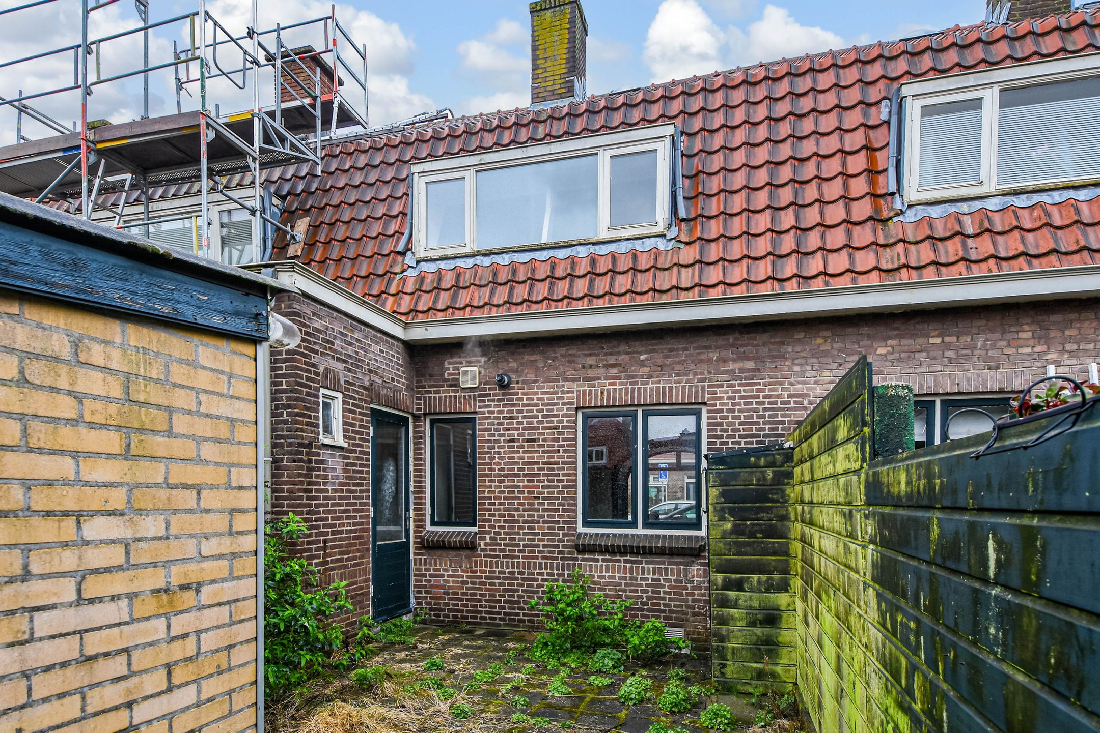 Photo 12 of Prins Hendrikstraat 9