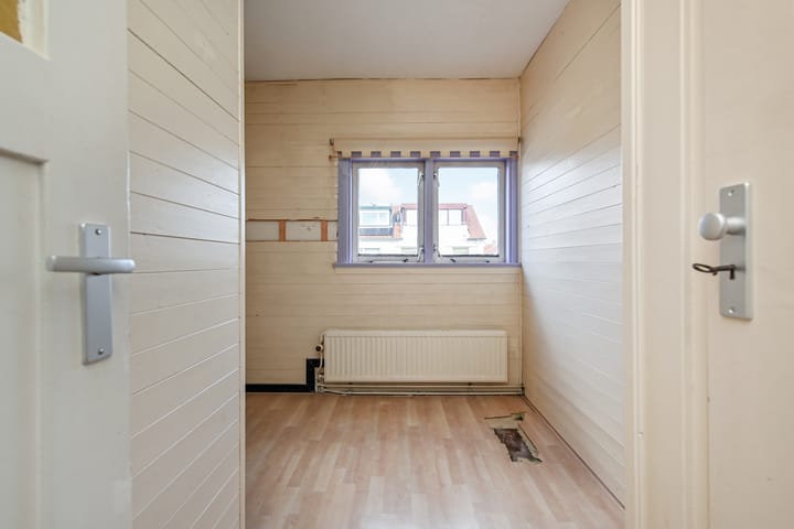 Tussenwoning te koop: Oranje Nassaustraat 17, Voorburg