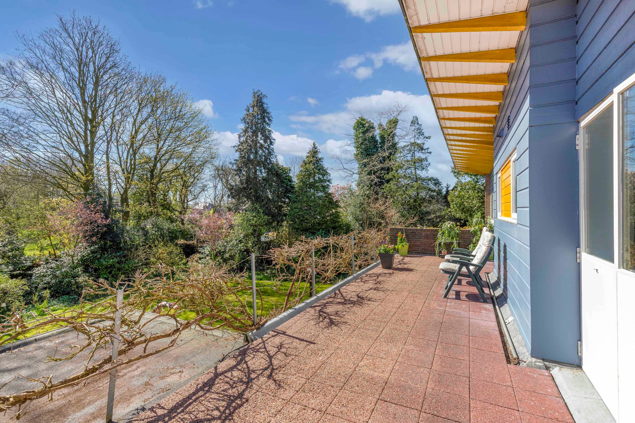 Stately Monumental Villa with Royal Garden in Drachten — 33