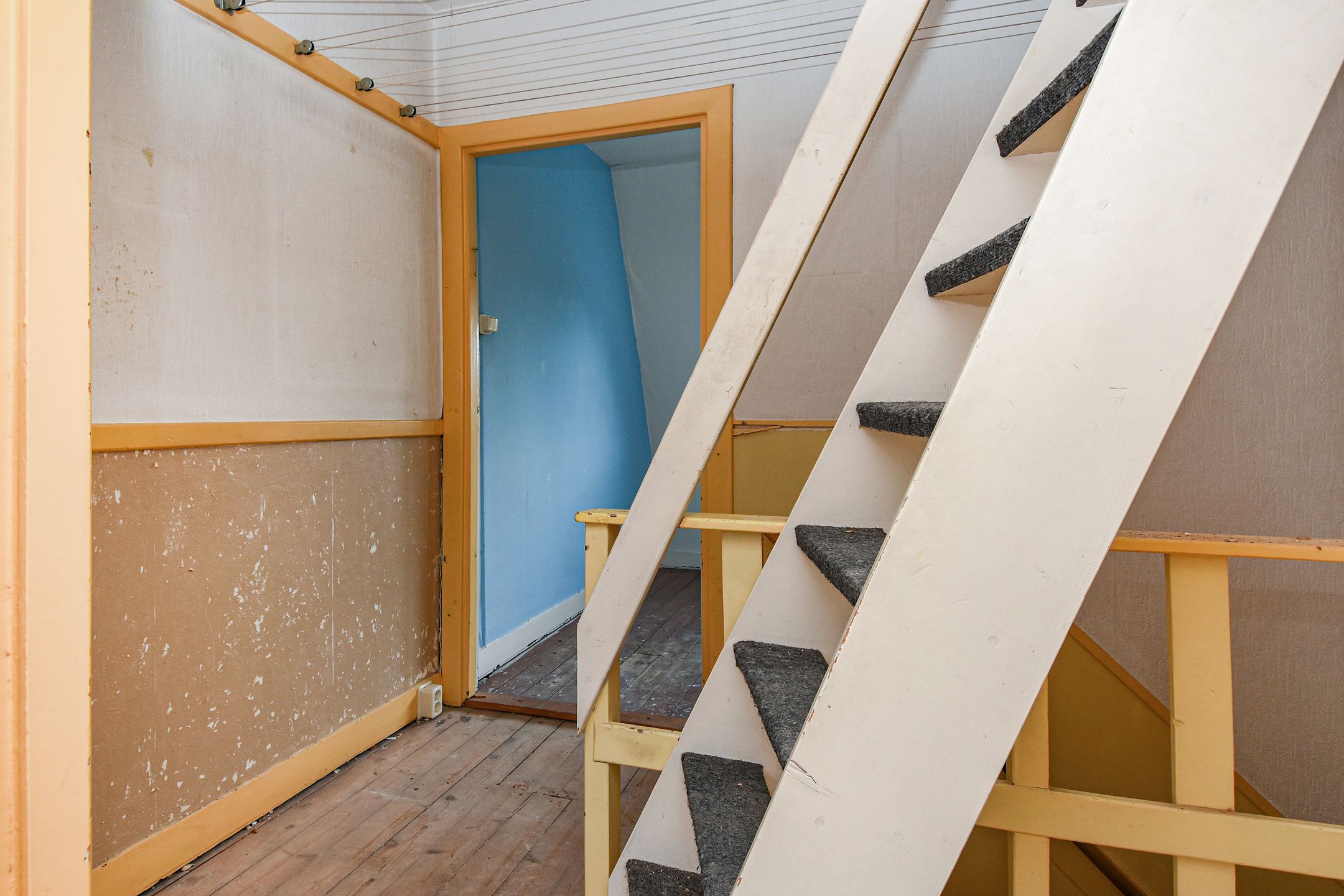 Photo 21 of Prins Hendrikstraat 9