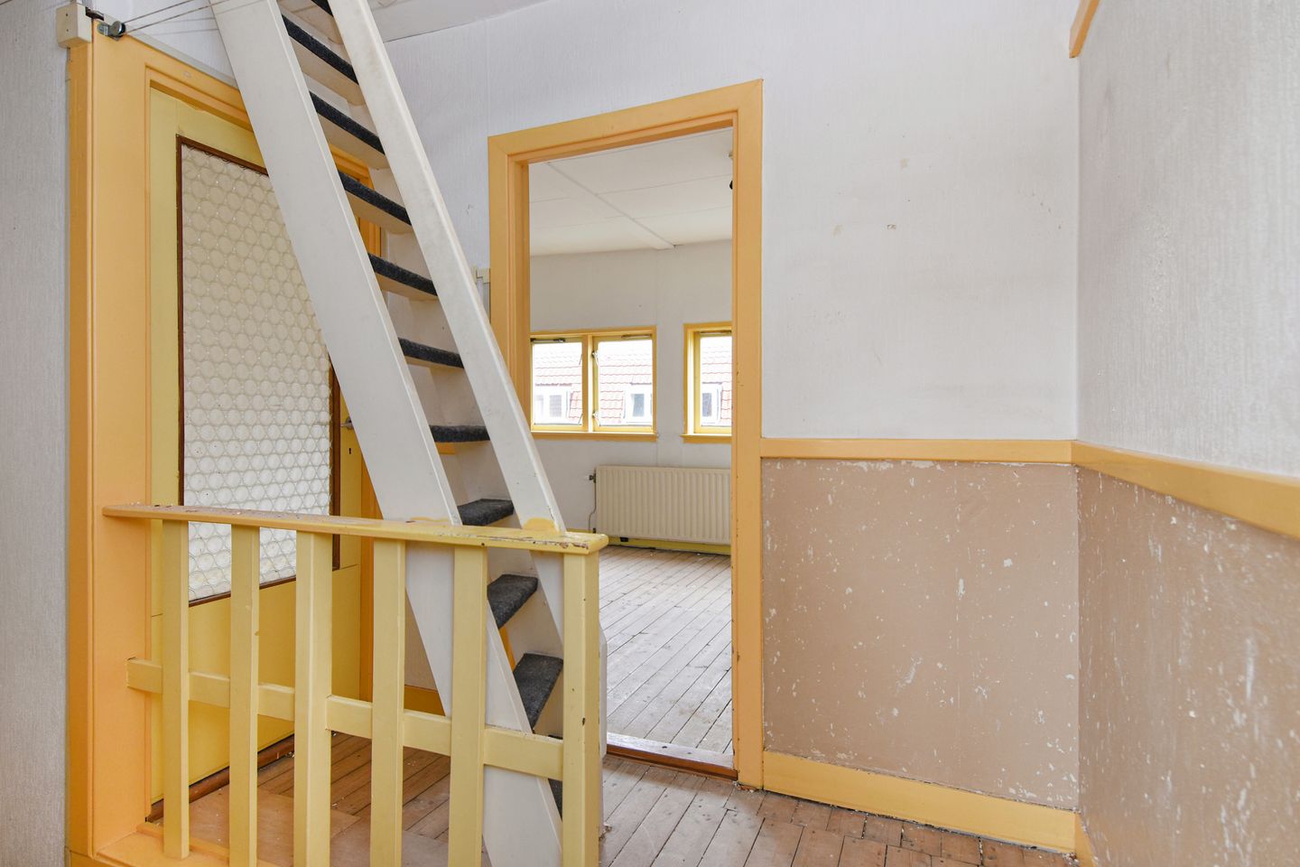 Photo 14 of Prins Hendrikstraat 9