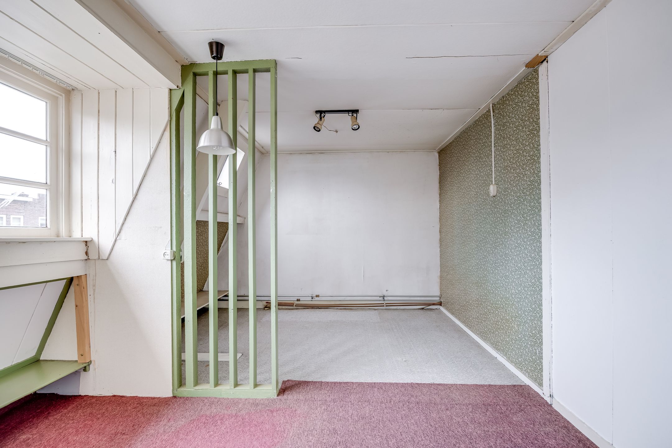 Spacious terraced house with sunny south-facing garden in Tuinwijk — 27