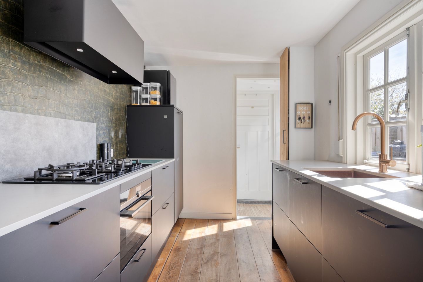 Photo 19 of Sint Vincentiusstraat 89