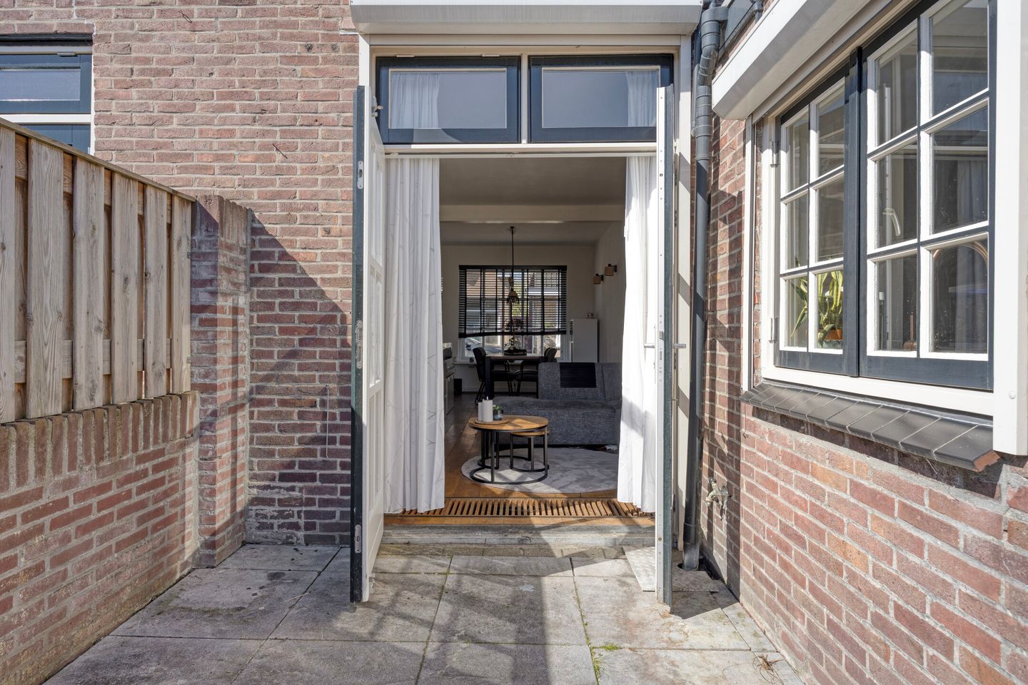 Photo 34 of Sint Vincentiusstraat 89