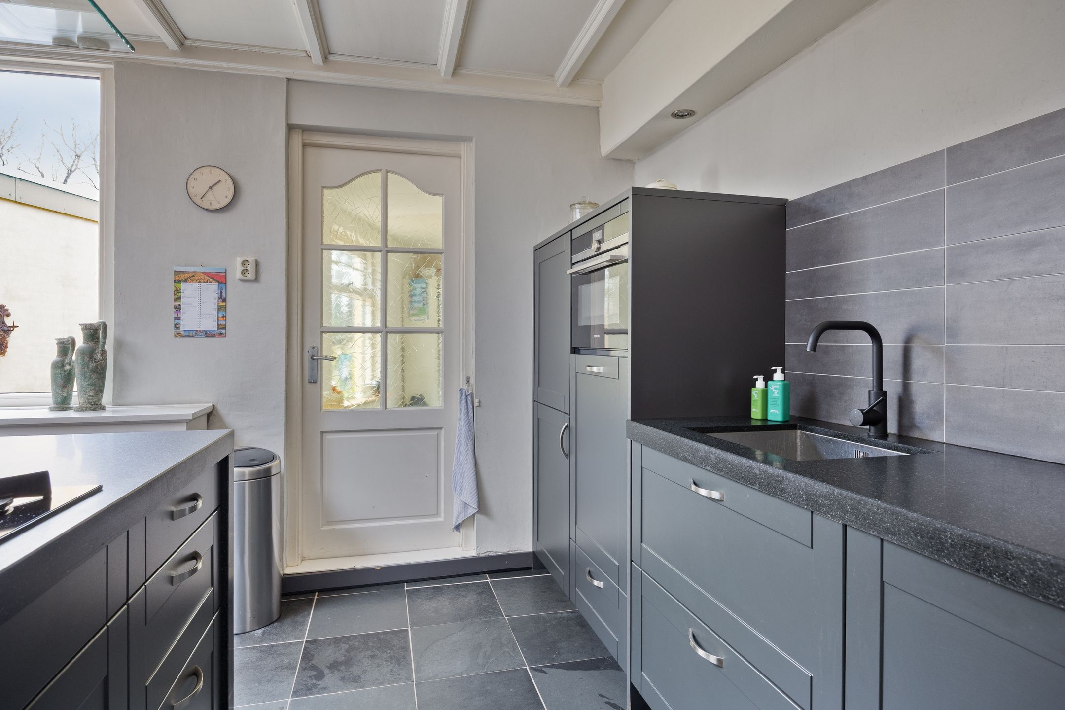 Photo 18 of Antwerpsestraatweg 99