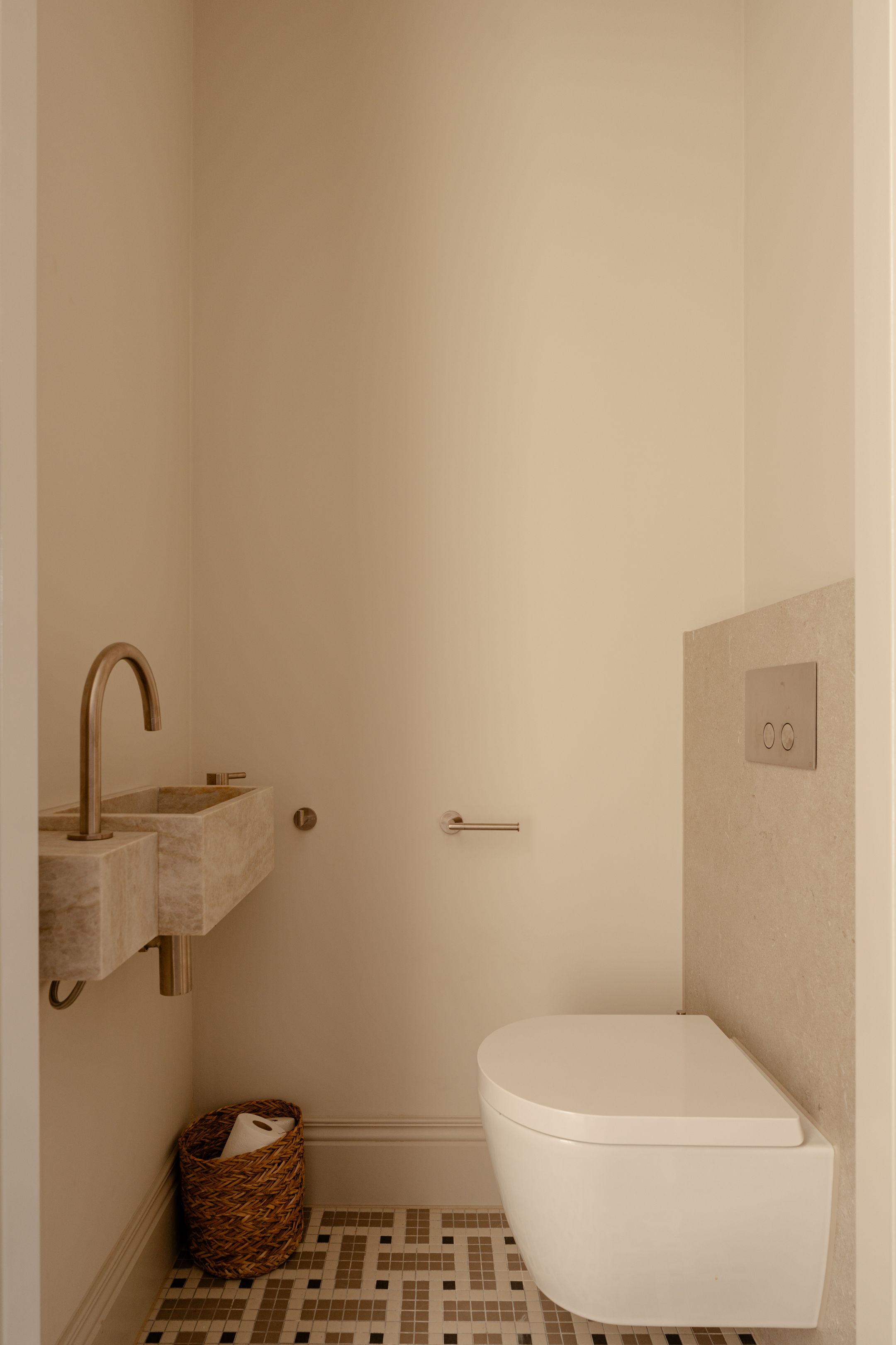 Photo 24 of Koninginneweg 41-2