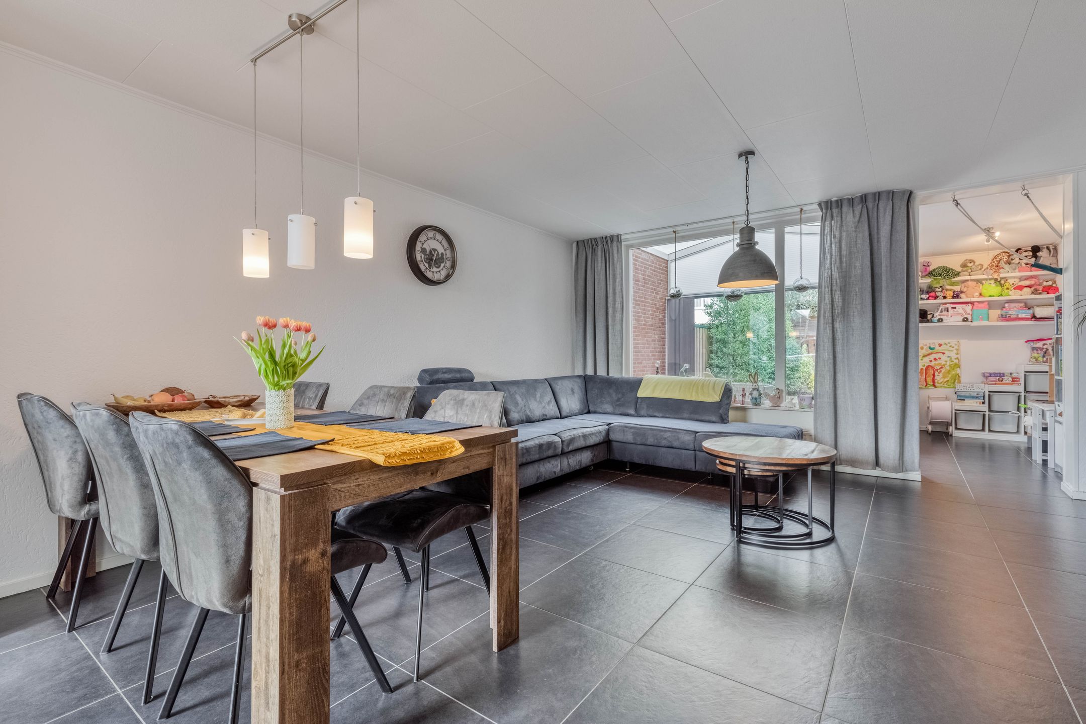 Photo 9 of Binnenhof 19