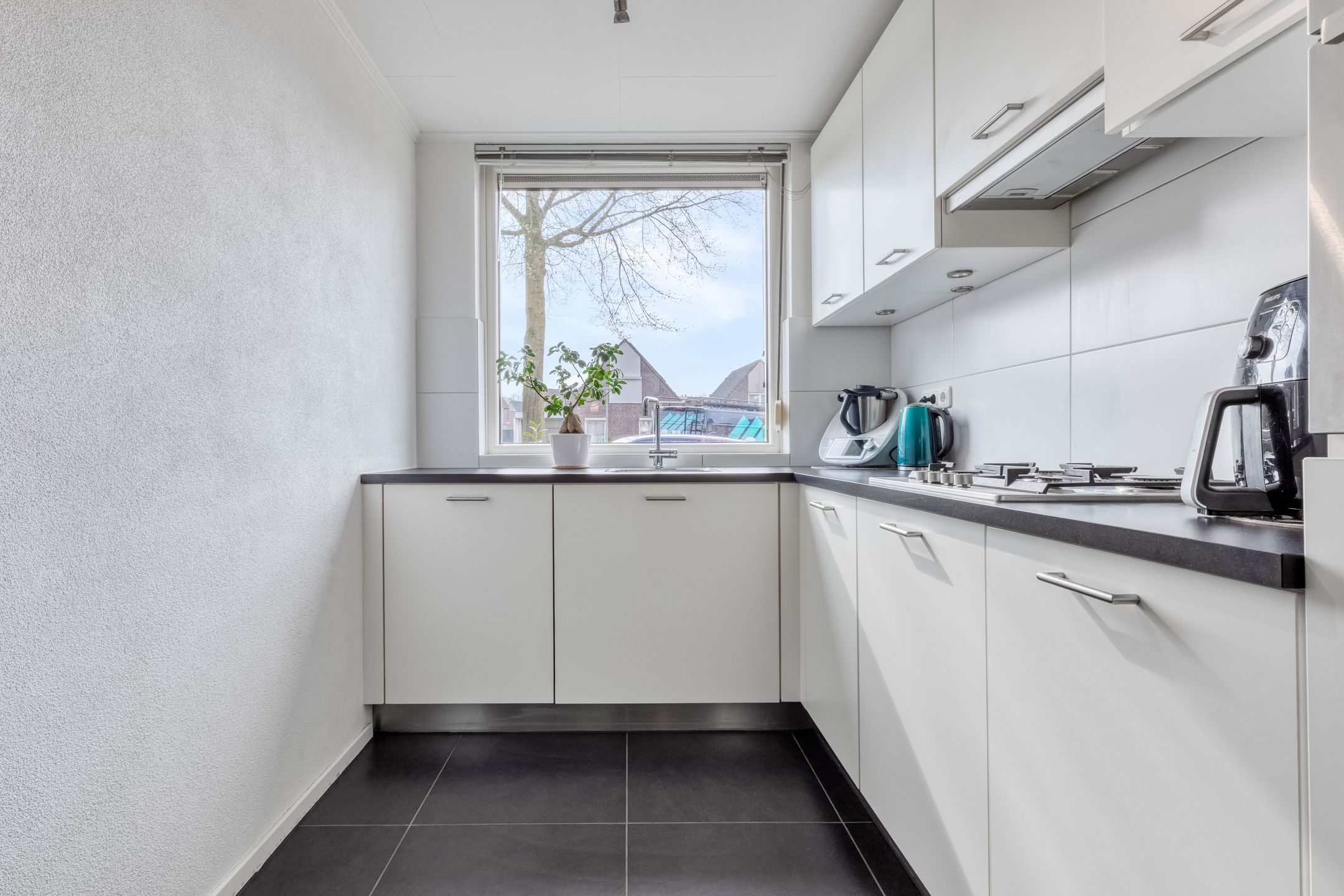 Photo 12 of Binnenhof 19