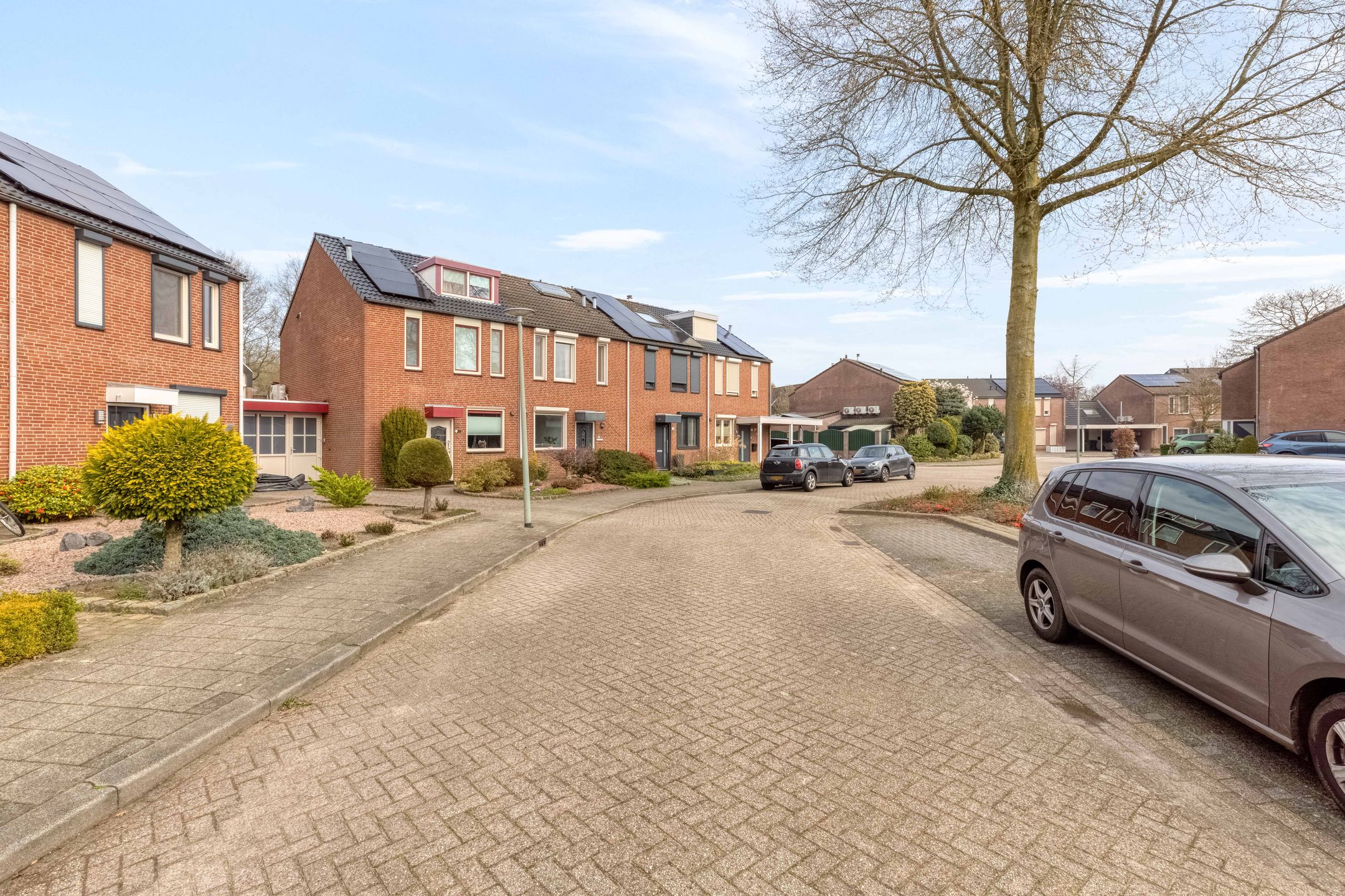 Photo 42 of Binnenhof 19