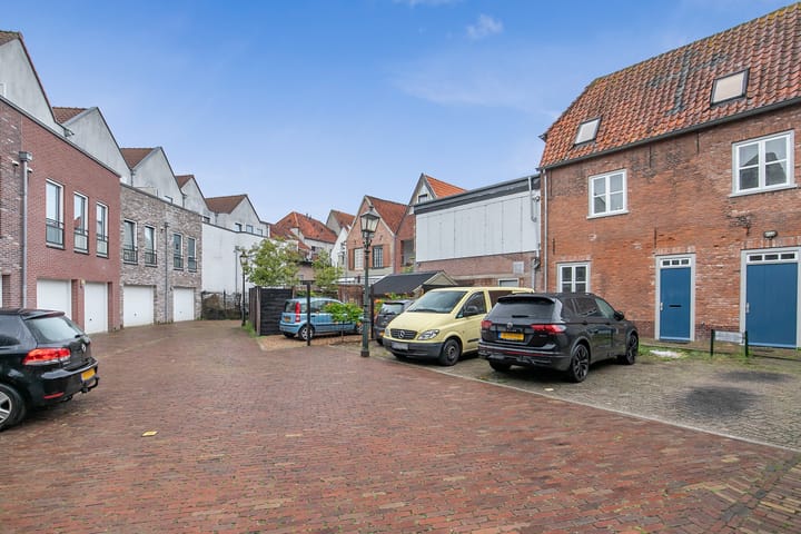 Tussenwoning te koop: Hamstraat 16, Grave