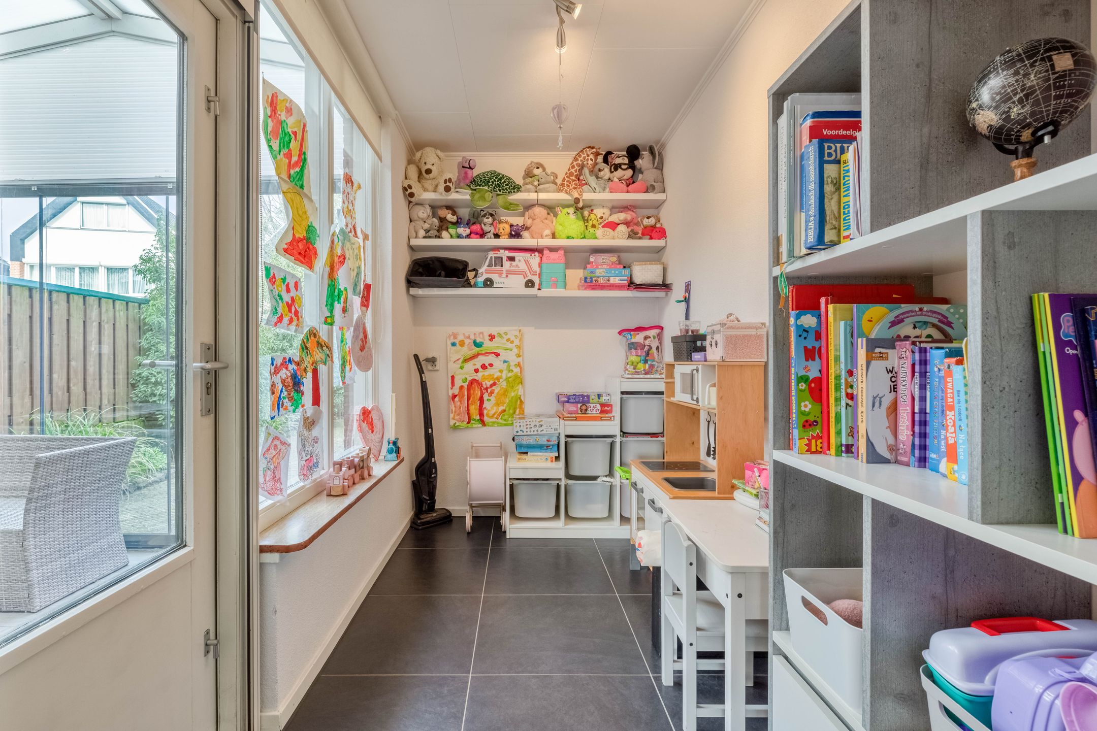 Photo 15 of Binnenhof 19