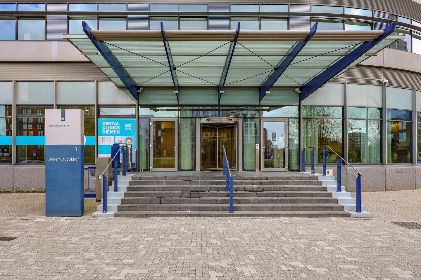 Bekijk foto 3 van Willem Dudokhof 1