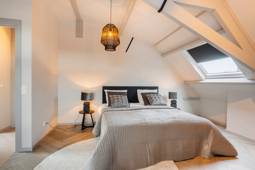 Fully Renovated 4-Bedroom Upper Apartment in Historic Maassluis Harbor Area — 32