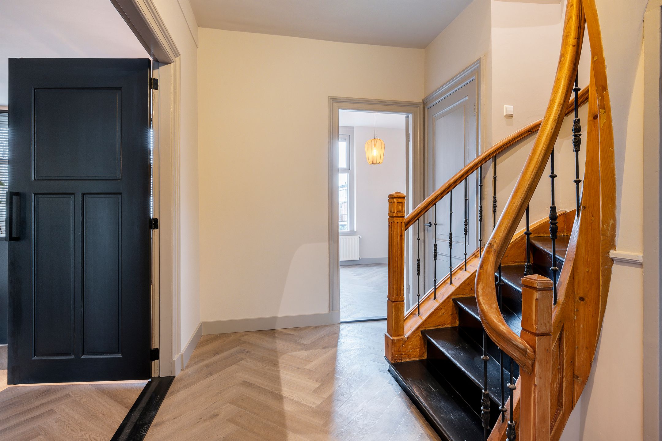 Fully Renovated 4-Bedroom Upper Apartment in Historic Maassluis Harbor Area — 21