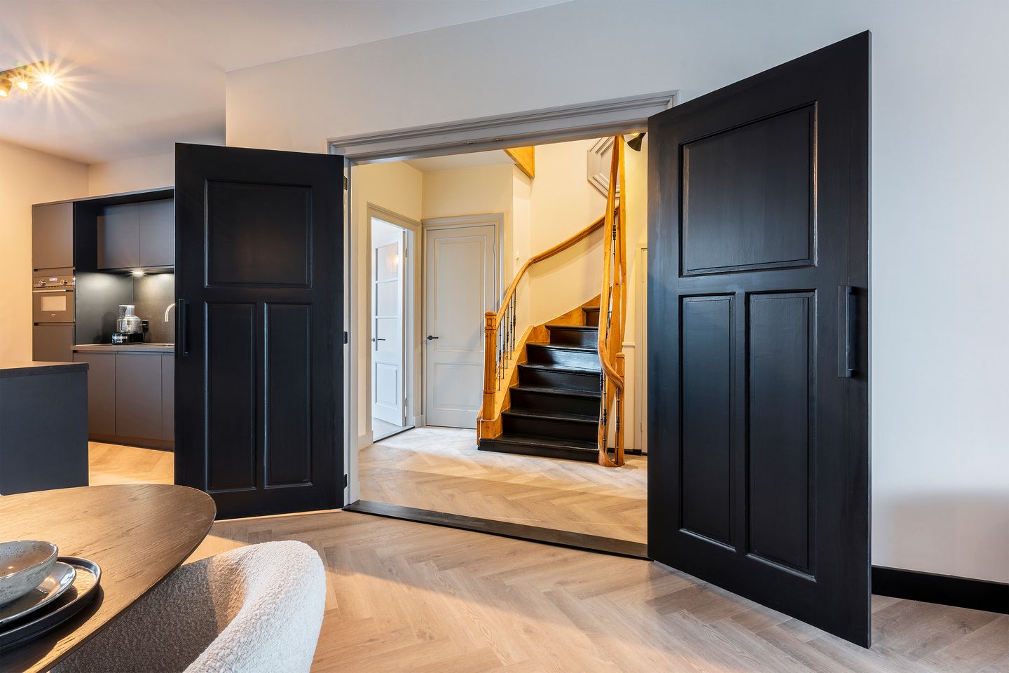 Fully Renovated 4-Bedroom Upper Apartment in Historic Maassluis Harbor Area — 19