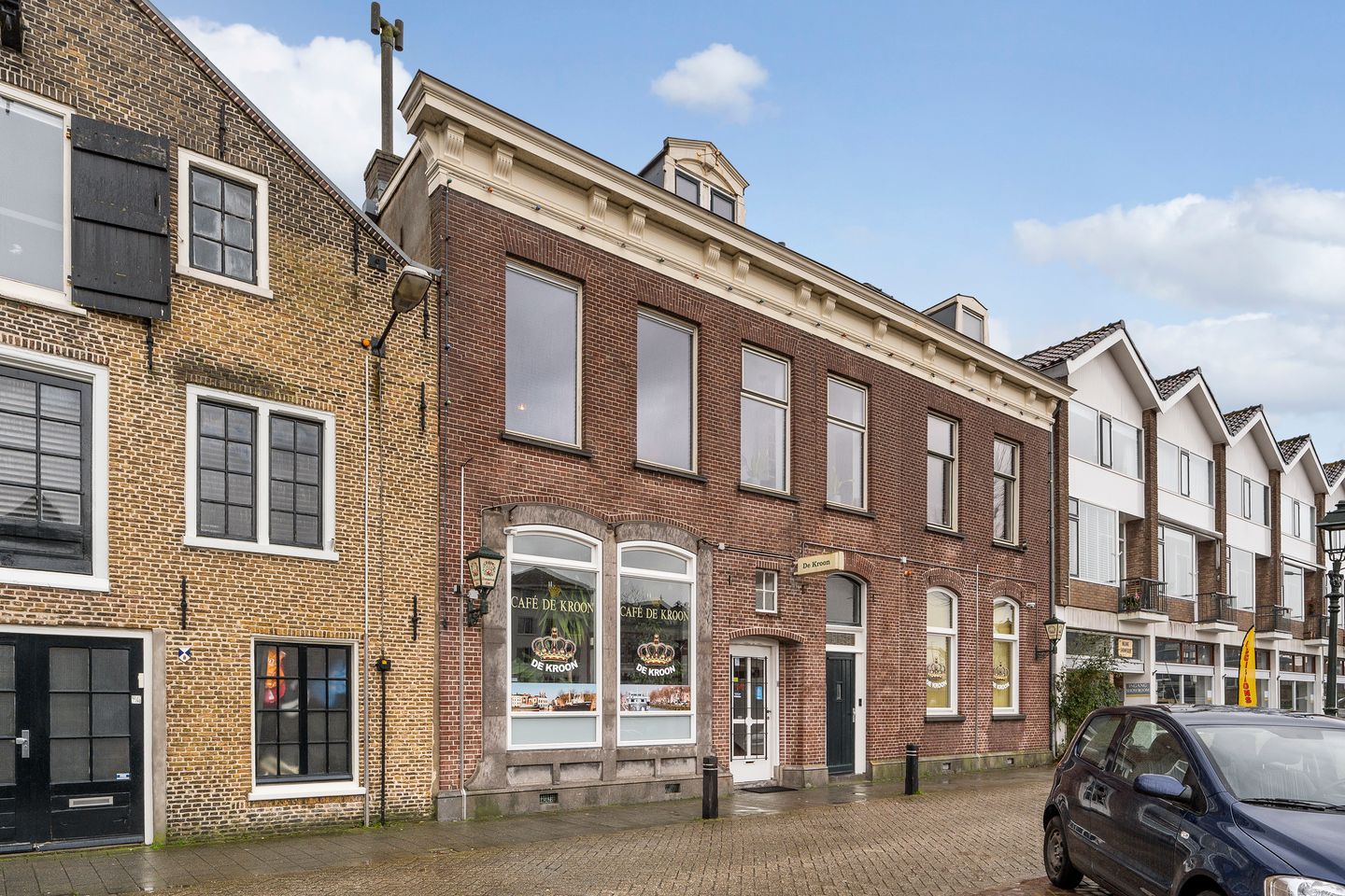 Fully Renovated 4-Bedroom Upper Apartment in Historic Maassluis Harbor Area — 49