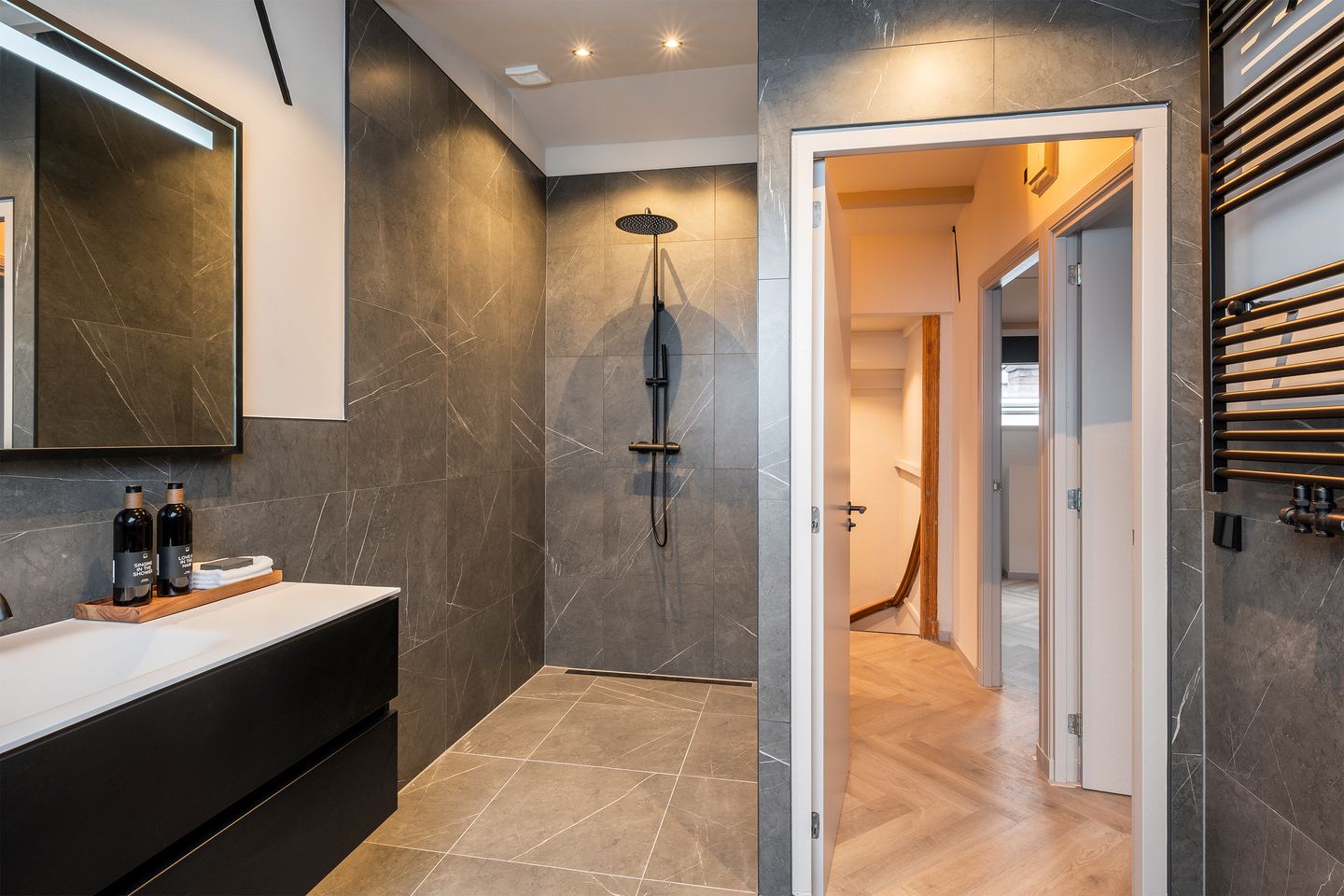 Fully Renovated 4-Bedroom Upper Apartment in Historic Maassluis Harbor Area — 44