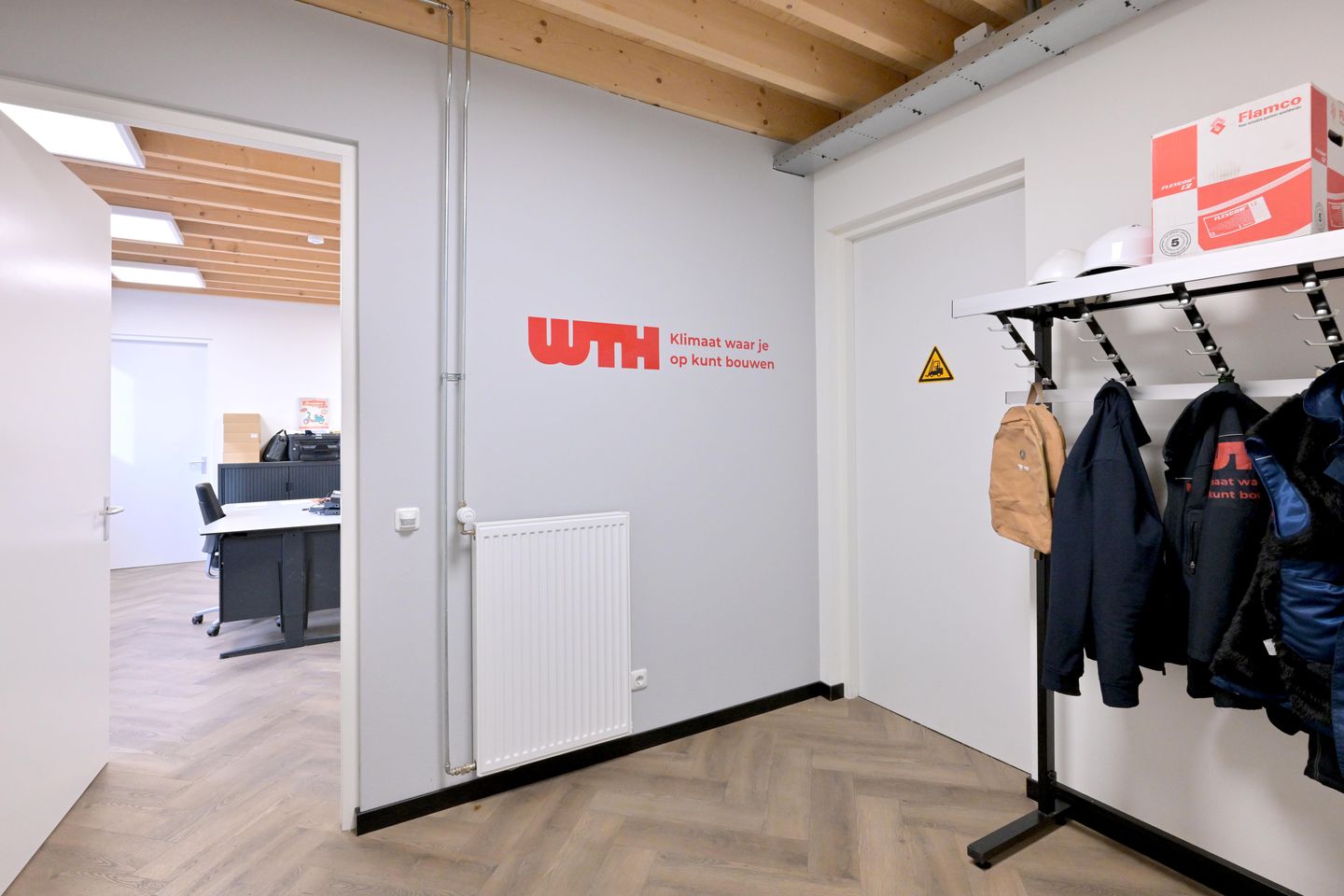 Bekijk foto 5 van Bremenweg 35