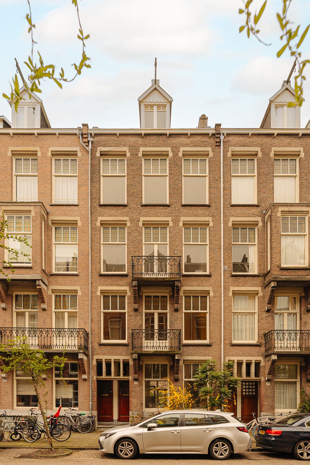 Foto 61 van Wouwermanstraat 19-H