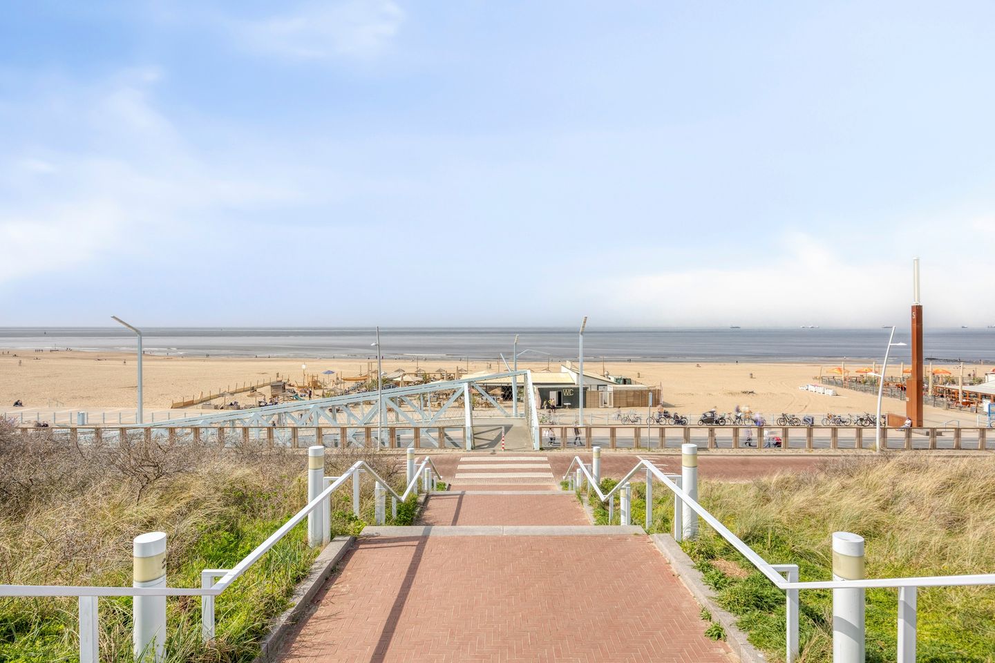 Foto 40 van Zeekant 50-F