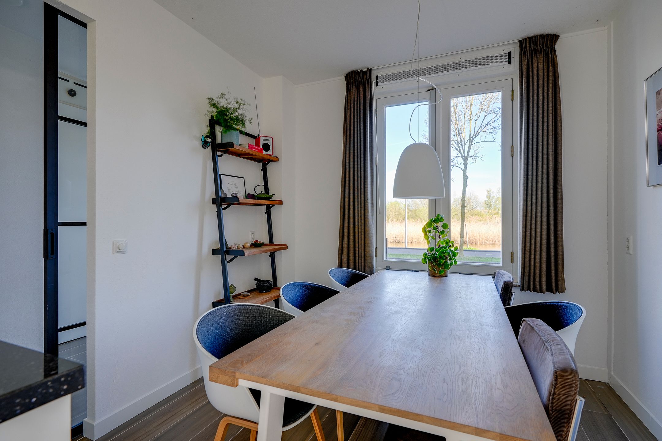 Spacious corner house with five bedrooms and A++ energy label in Leidsche Rijn — 12